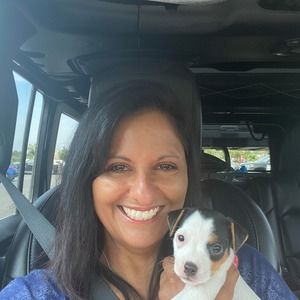 Meet your Posher, Monica